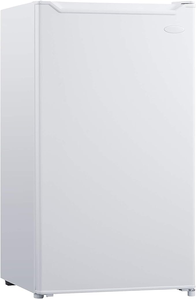 E&L Material Wholesale refrigerator, 3.3 Cubic Ft Seasons Compact Refrigerator White UR-BC93W-S